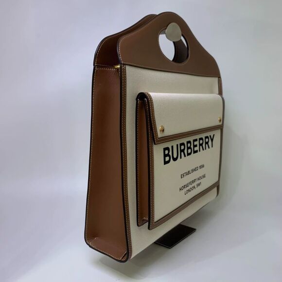 Burberry Women Pre-Loved Bag Brand New Condition - Picture 5 of 9